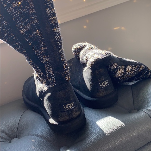 Black and Gold small sequined UGG boots - Picture 2 of 5